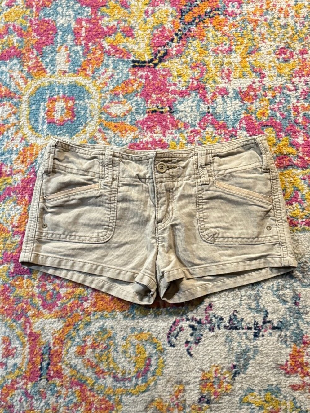 Vintage Y2K Hollister Khaki Low Rise Micro Mini Shorts; tagged size 5